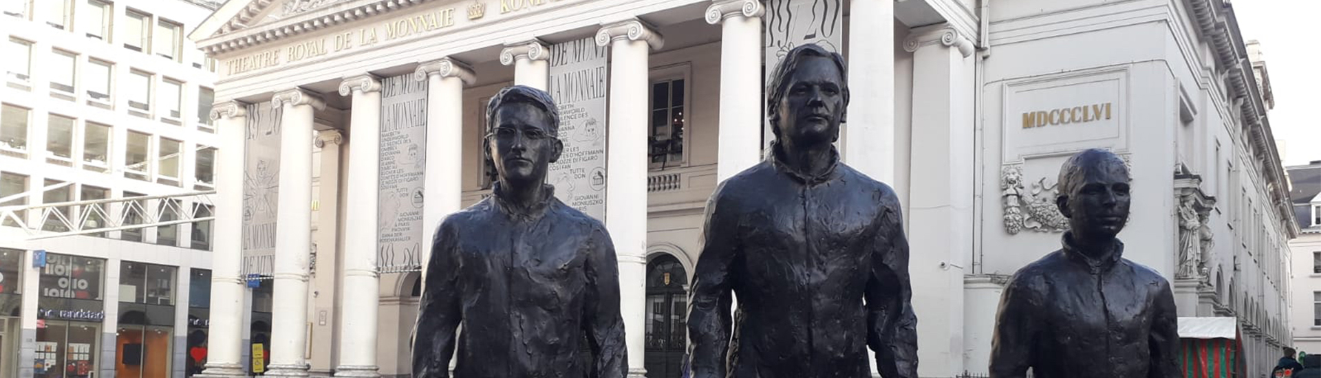 43_t_SITE_INTERNET_STATUE.jpg
