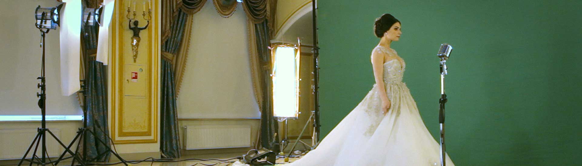 862_t_school-of-seduction-banner.jpg